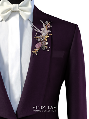 Men's Lapel Pin - Swooping in Lilac