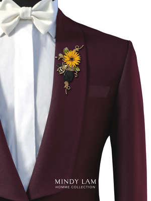 Men's Lapel Pin - Wild Daisy and Bumble