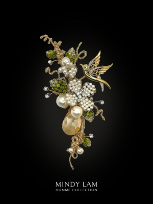 Men's Lapel Pin - Swooning in Pearls