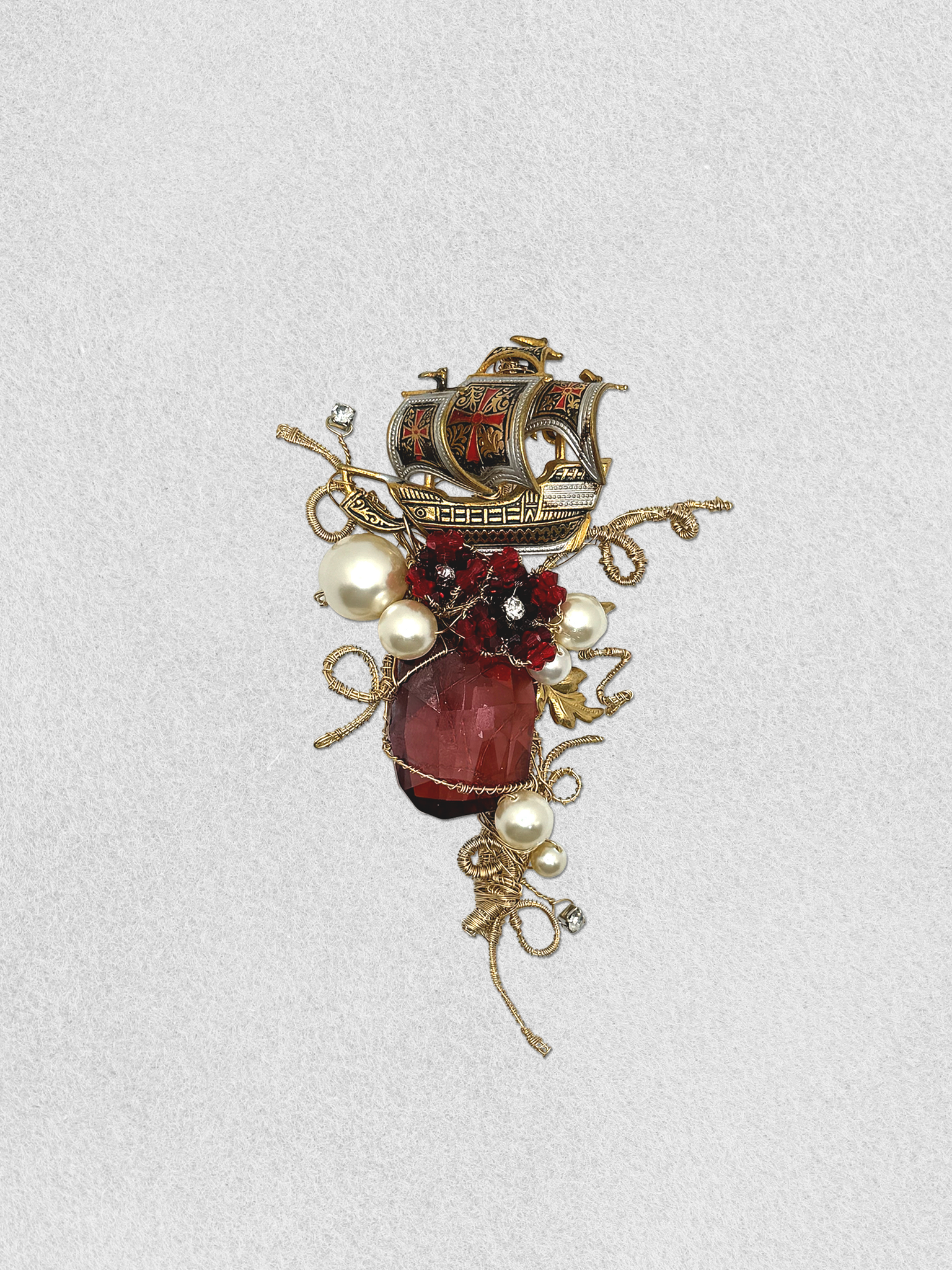 Men's Lapel Pin - Sail of Passion (Mini)
