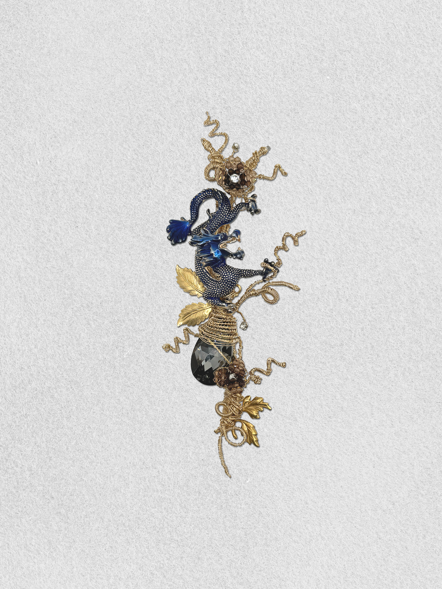 Men's Lapel Pin - Might of the Cobalt Claw