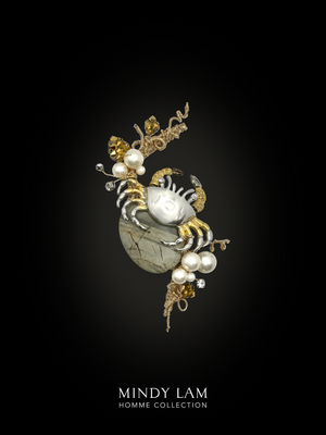 Men's Lapel Pin - Claws of the Beach (Mini)