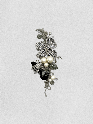 Men's Lapel Pin - Dogwood and the Silver Buzz