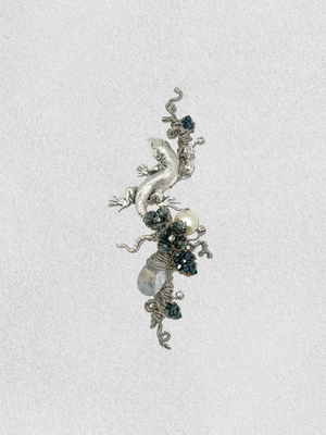 Men's Lapel Pin - The Silver Salamander