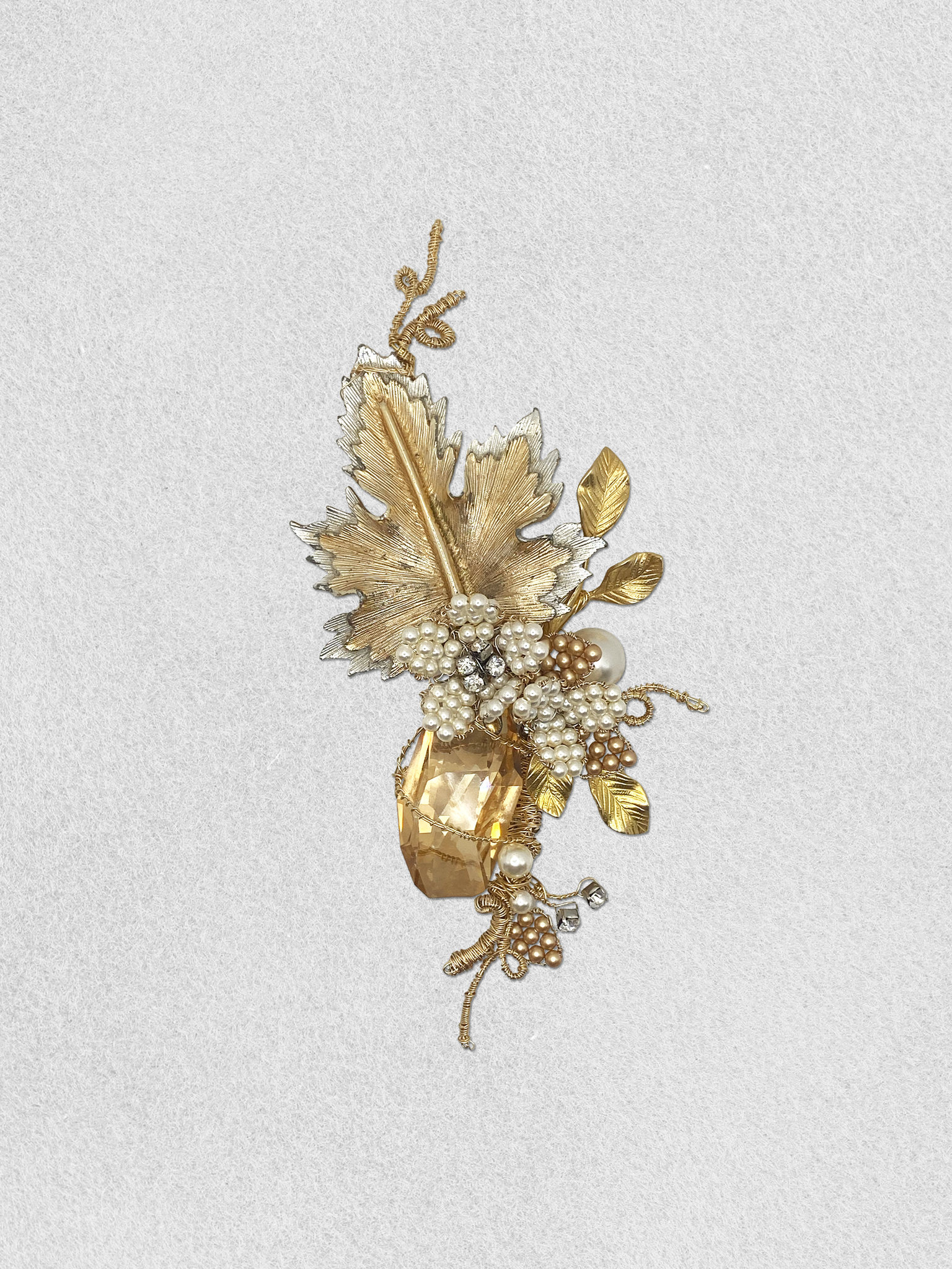 Men's Lapel Pin - Maple and Pearlescent Blooms