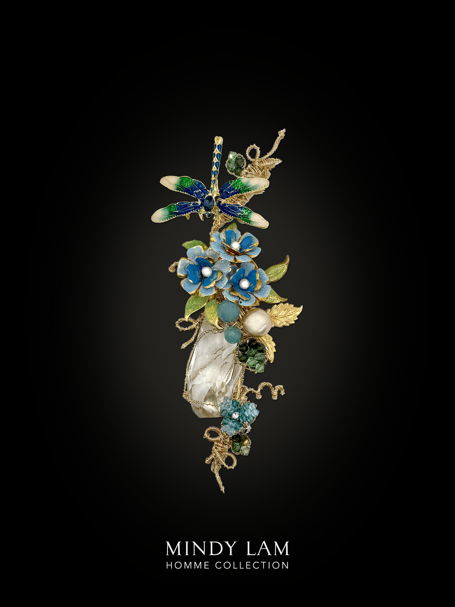 Men's Lapel Pin - Visitor of the Peony Garden