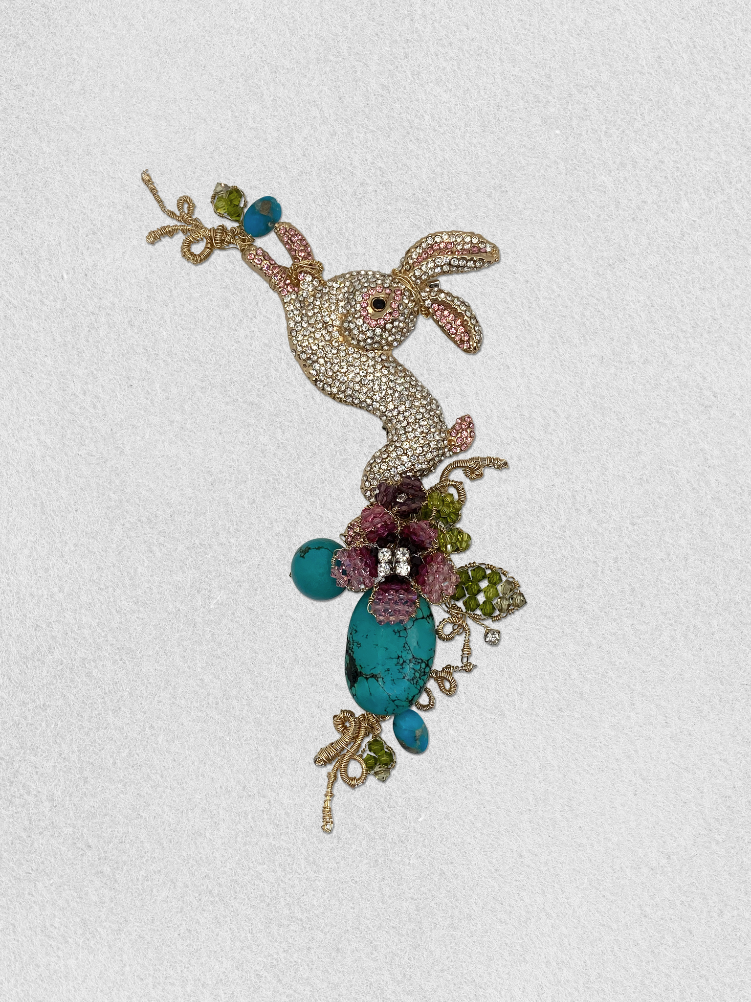 Men's Lapel Pin - Snowshoe Hare in Wonderland