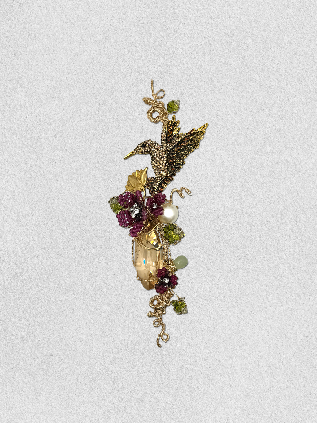 Men's Lapel Pin - Humming in Bliss – Mindy Lam Jewelry