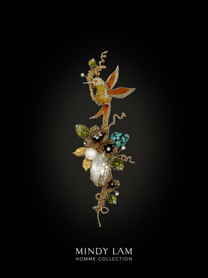 Men's Lapel Pin - Summer Garden Humming