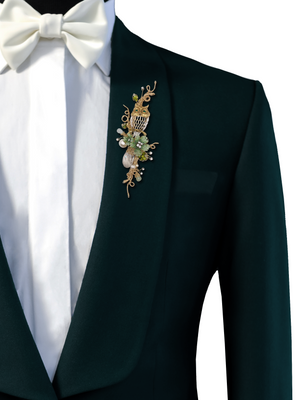 Men's Lapel Pin - Emerald Hoot