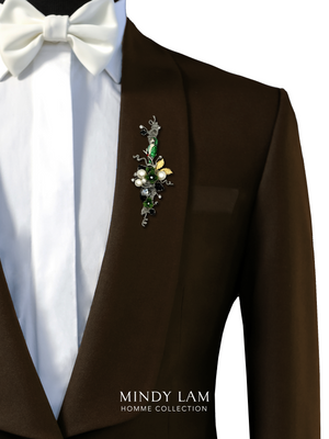 Men's Lapel Pin - Parrot Perch