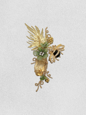 Men's Lapel Pin - Gold Leaf and Bumble