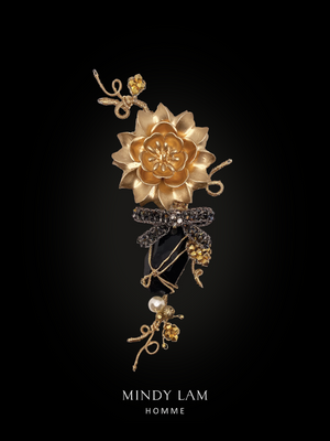 Men's Lapel Pin - Blossom in Gold