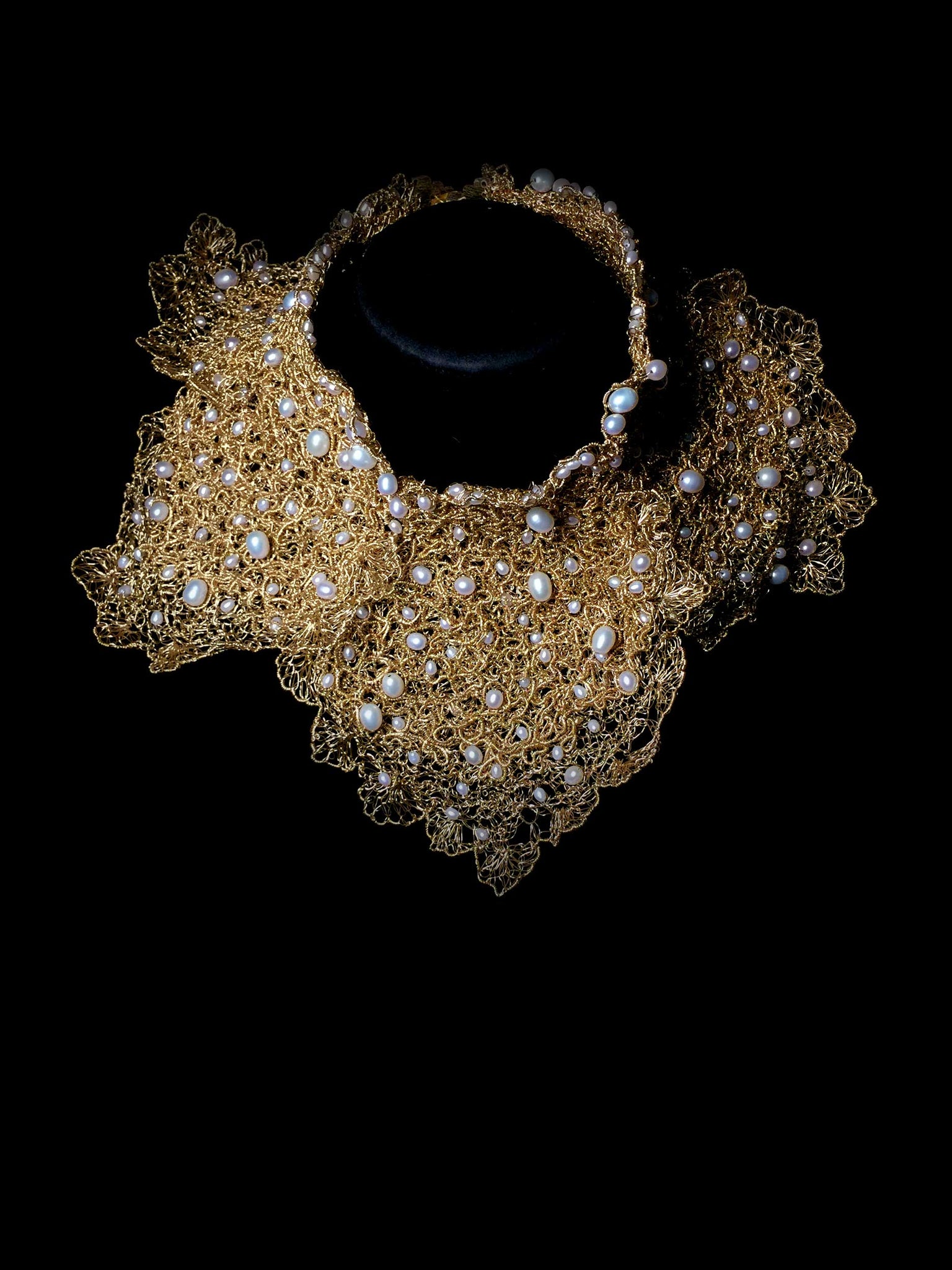 14k Signature Metal Lace Collar w/Cultured Pearls