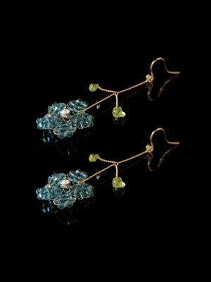 Aqua Floral Twist w/Peridot Earring