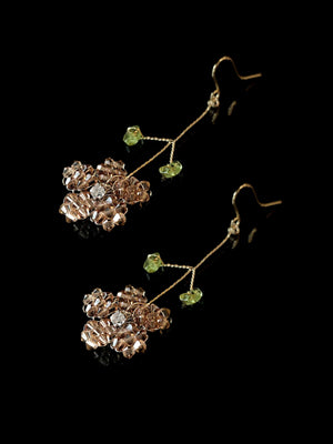 Champagne Floral Twist w/ Peridot Earring