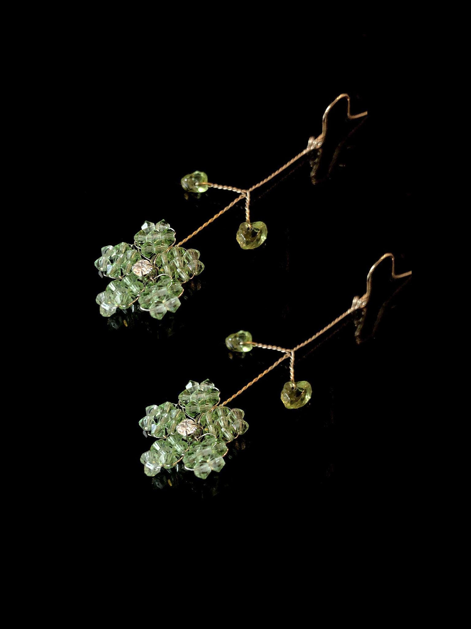 Mint Floral Twist w/ Peridot Earring